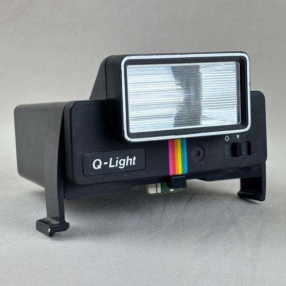 Polaroid Q-Light Black Rainbow Flash - powers on, untested on camera - Picture 1 of 12